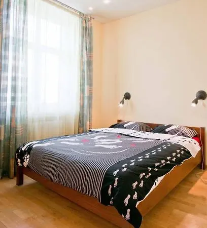 Apartment On Nezavisimosti 38